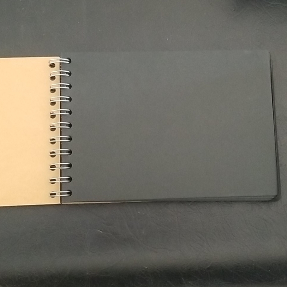 Paper Chase sketch book - Picture 2 of 3